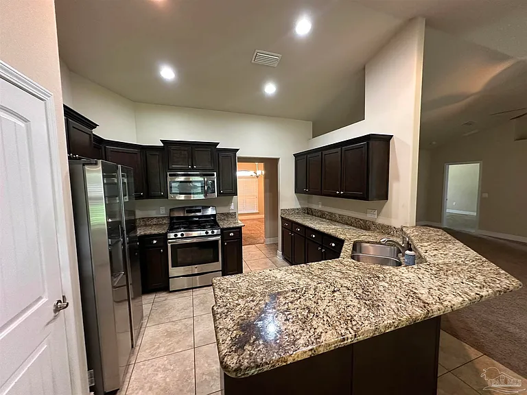 4700 Belvedere Cir — Photo 10