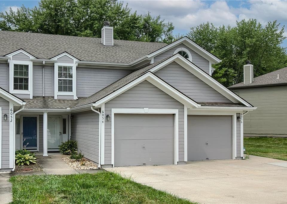 1st image of 6054 NE Moonstone Dr