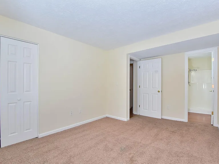 404 Bainbridge Ct #A2 — Photo 12