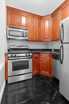 Rented by Douglas Elliman | media 8