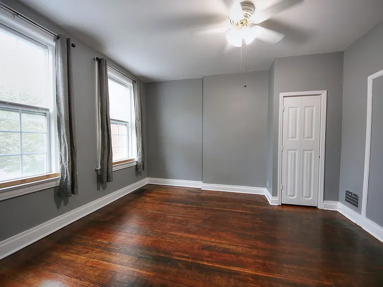 4637 Virginia Ave — Photo 4