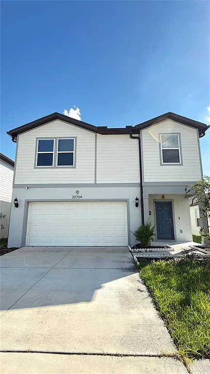 4 bed, 2.5 bath, 2294 sqft, $2,850 — Photo 1