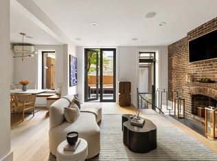 453 W 43rd St, New York, NY 10036