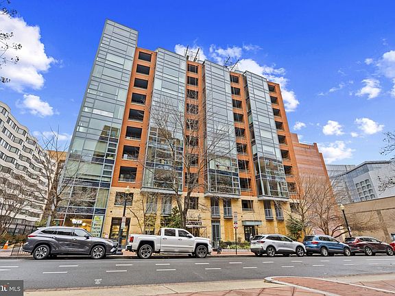 3rd image of 1117 10th St NW APT 202