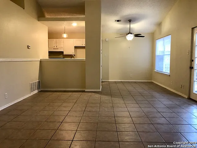 7906 Forest Rnch — Photo 10