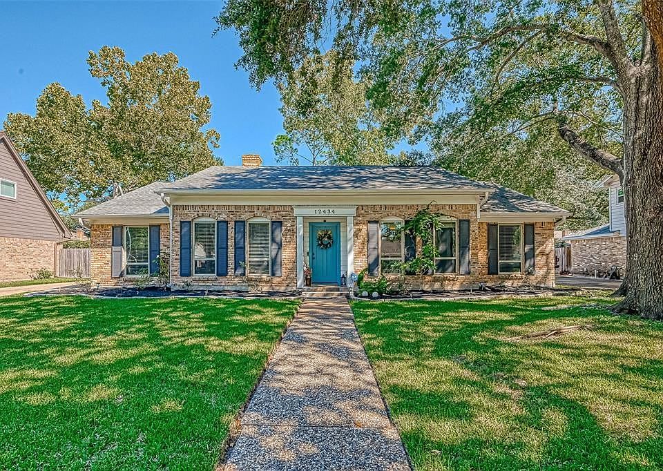 1st image of 12434 Briar Forest Dr