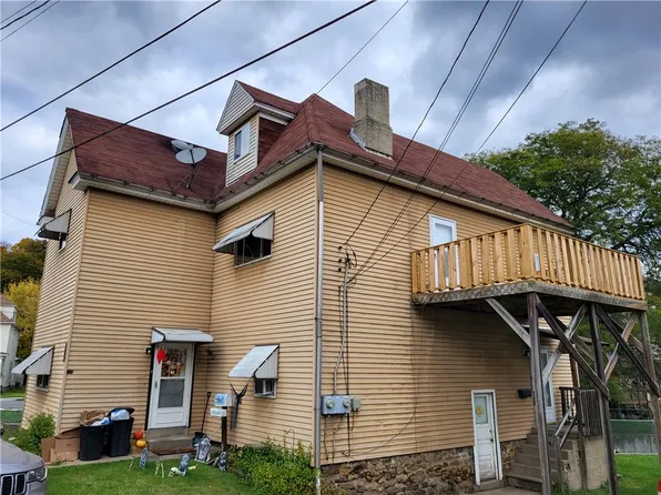 353 Miller Ave, Butler, PA 16001