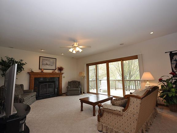 4th image of 5525 Bauers Dr