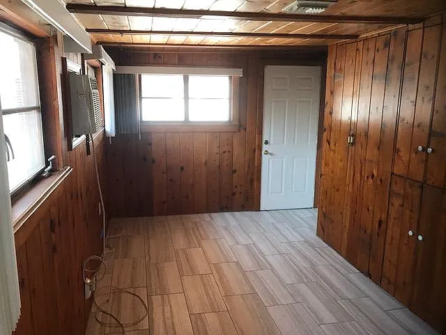 1032 E Glenn St — Photo 34