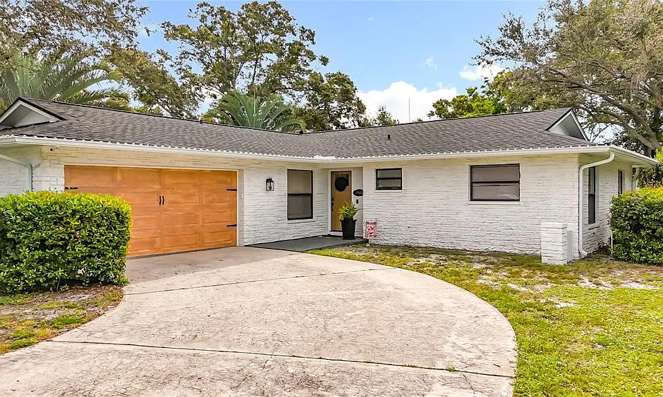 2959 Laurel Ct