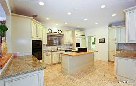 3rd image of 1172 Lake House Dr
