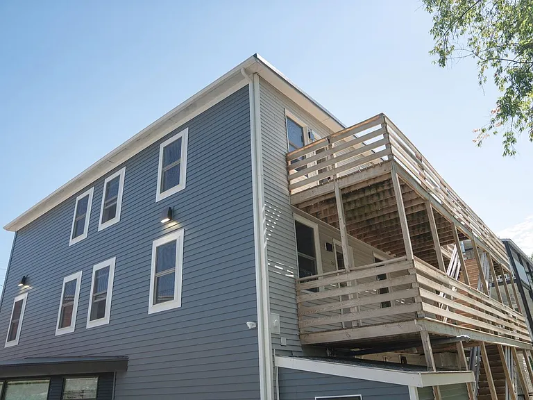12 Water Street — Photo 15