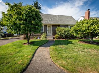 9115 SE Clay St, Portland, OR