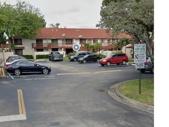 615 NW 210th St APT 105, Miami, FL 33169