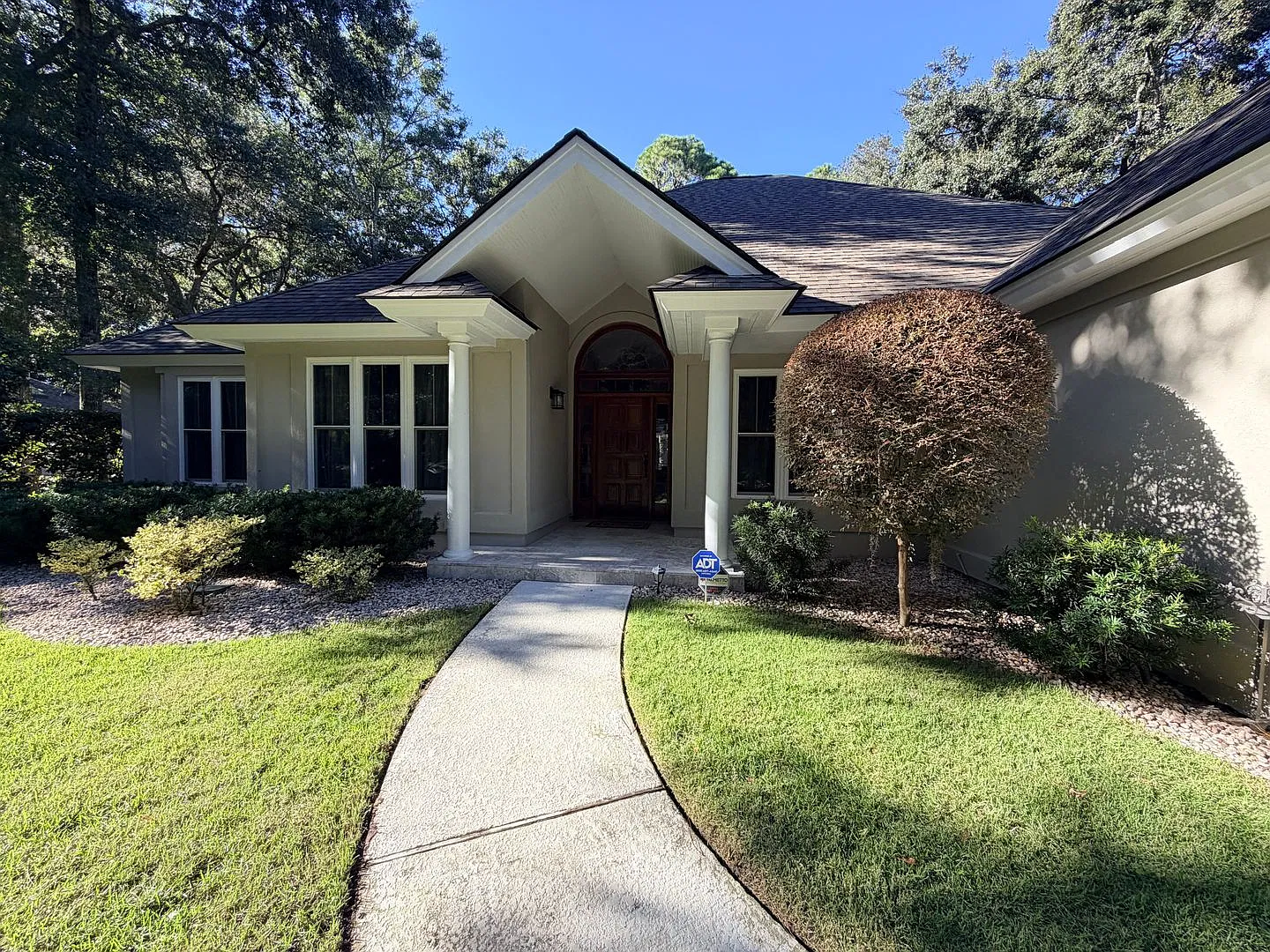 Beautifully Furnished Indigo Run Home with Pool- Six Month Lease — Photo 4