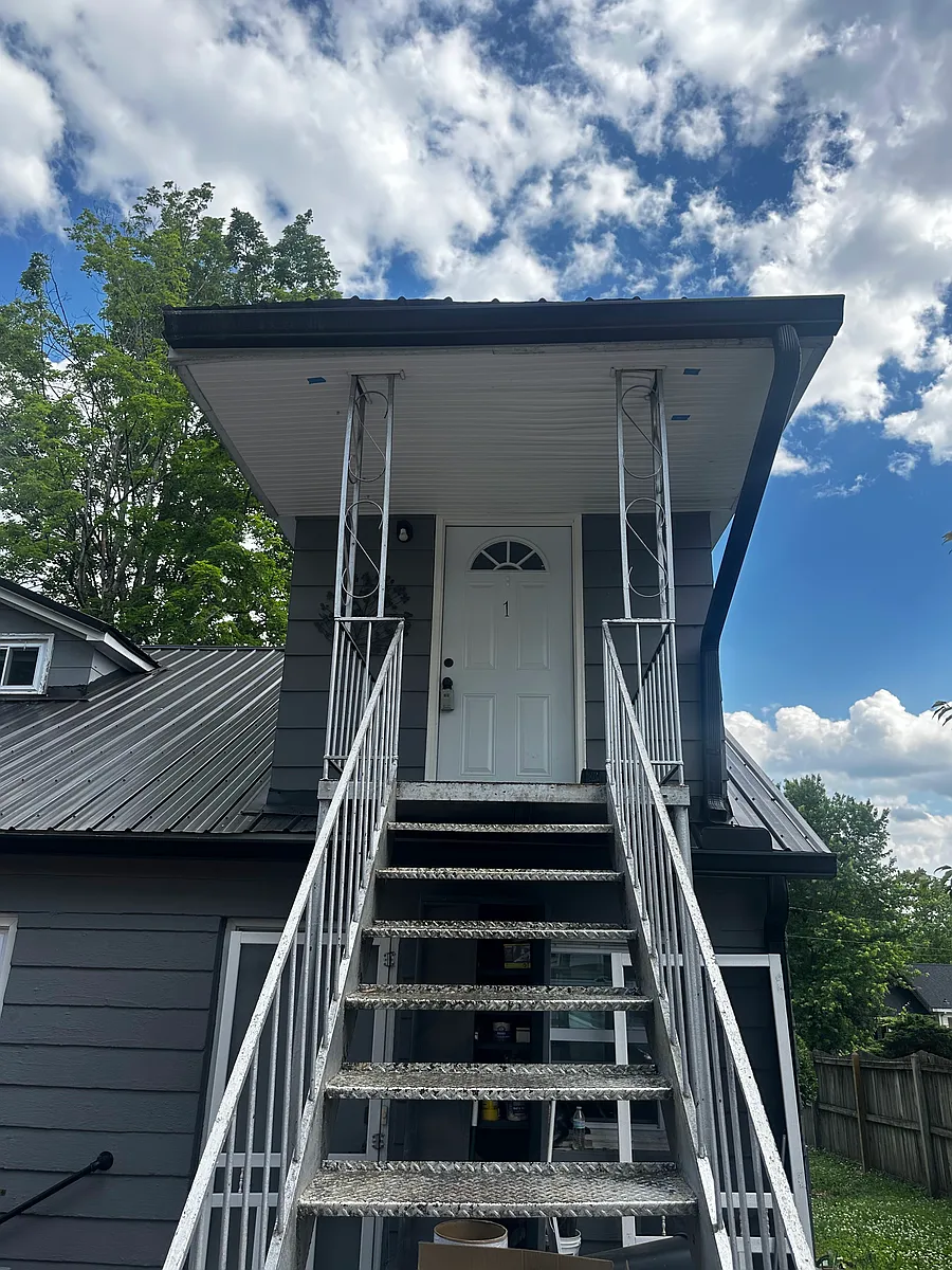 Building Photo - 3121 Conner Dr #1