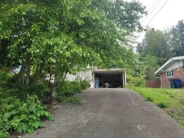 15027 SE 46th St, Bellevue, WA 98006