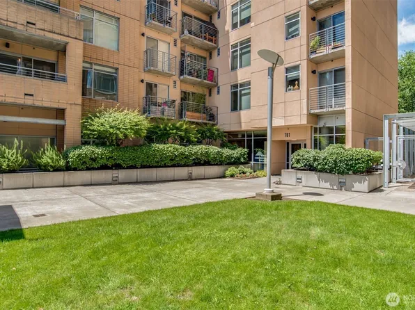 701 Columbia Street #602, Vancouver, WA 98660