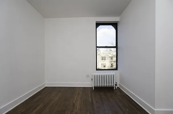 Rented by OGI Management | media 34