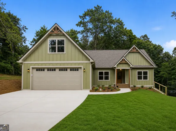 238 Singing Hills Dr, Clarkesville, GA 30523
