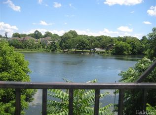 246 Pelham Rd #4, New Rochelle, NY 10805