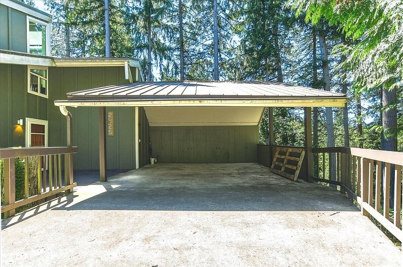 4th image of 2425 Archwood Drive