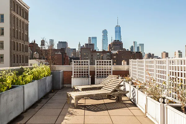 Sold by Compass | media 29