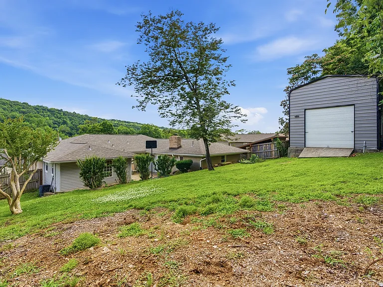2117 Shades Crest Rd SE — Photo 37