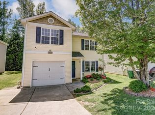 4915 Autumn Oak Dr, Charlotte, NC 28269