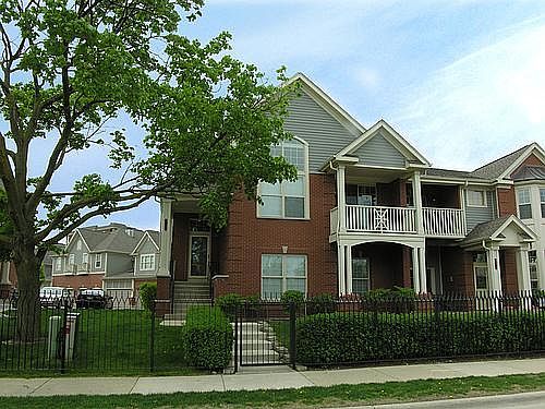1st image of 6271 Lincoln Ave #2B