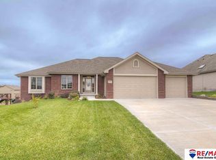 12417 S 81st Ave, Papillion, NE 68046