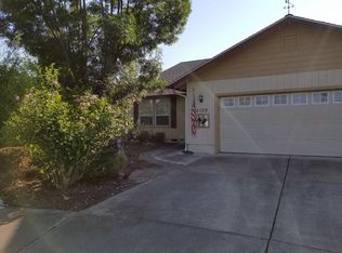 3329 Blackthorn Way, Medford, OR