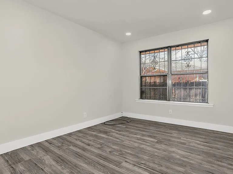 1246 Brookmere Dr — Photo 20