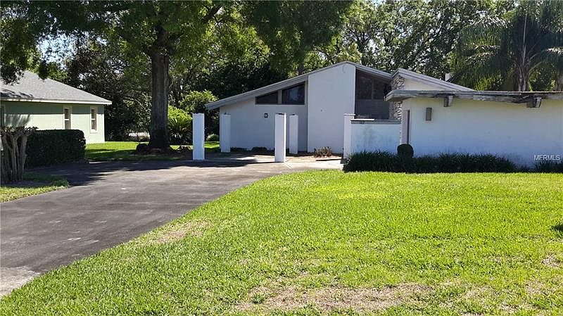 1st image of 102 Arrowhead Ln