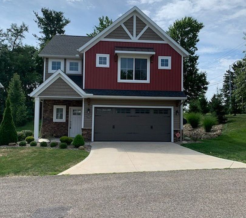 1st image of 2966 Creekside Ct