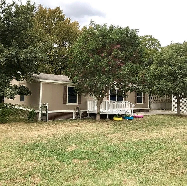 101 County Road — Photo 1