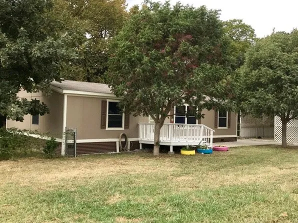 101 County Road 193, Gainesville, TX 76240