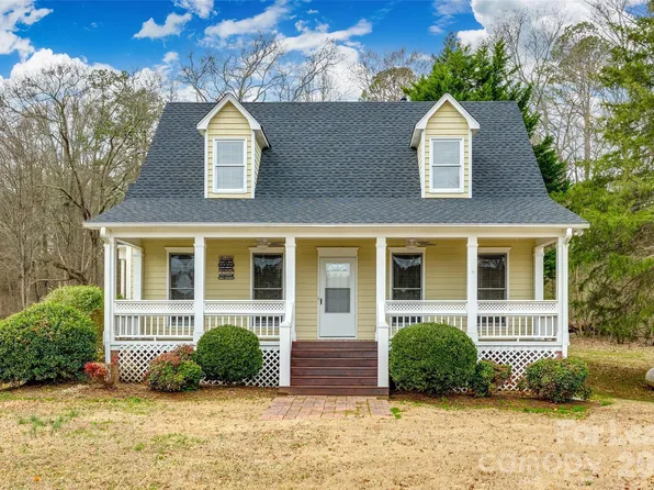 1739 Old Clay Hill Rd, York, SC 29745