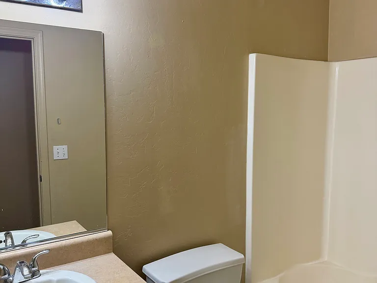 206 E Yavapai Rd #2 — Photo 6