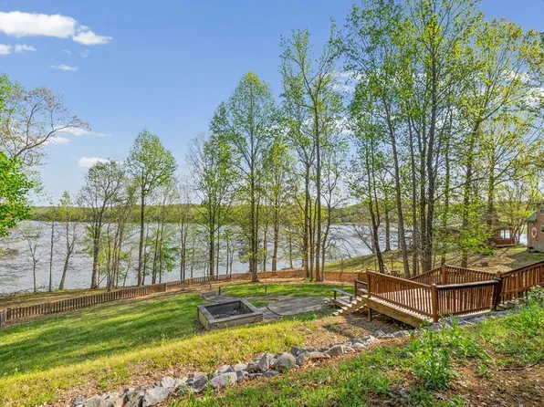 143 Saline Trl, Dover, TN 37058