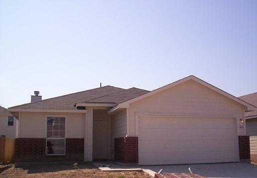 1st image of 2631 Middleground