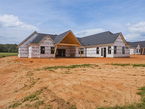 3rd image of 5 Martin Rd