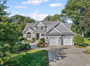 864 Commodores Cir, Lafayette, IN