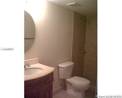 4th image of 2647 NW 25th Ave APT 305