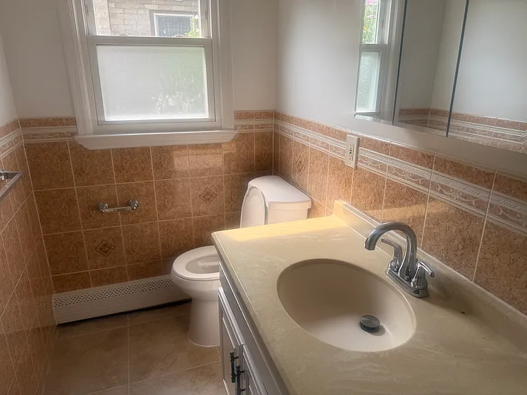 8 Greenwood Rd #1 — Photo 19
