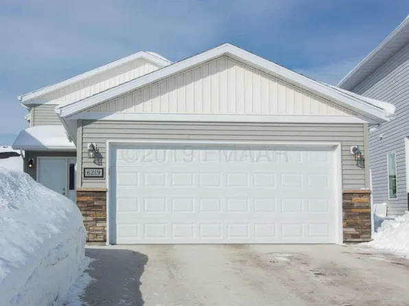 6219 57th Ave S, Fargo, ND 58104