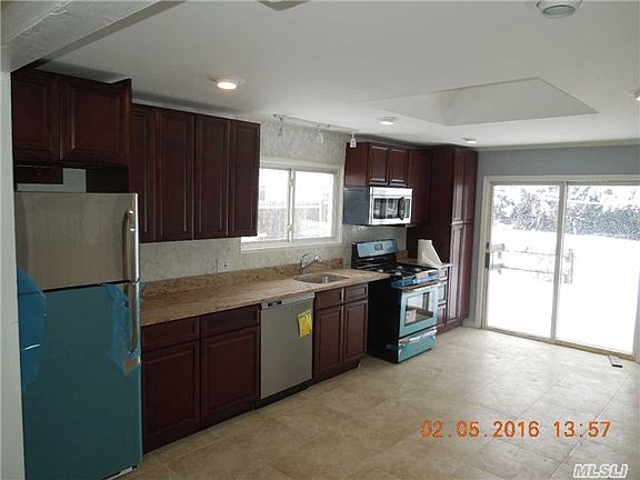 4th image of 314 Raynor Ave