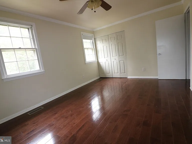 9302 Frostburg Way — Photo 19
