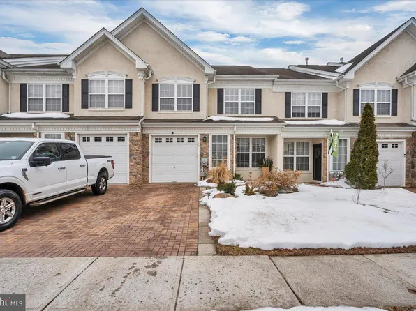 35 Beaumont Pl, Westampton, NJ 08060