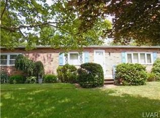 53 Sycamore Dr, Bath, PA 18014